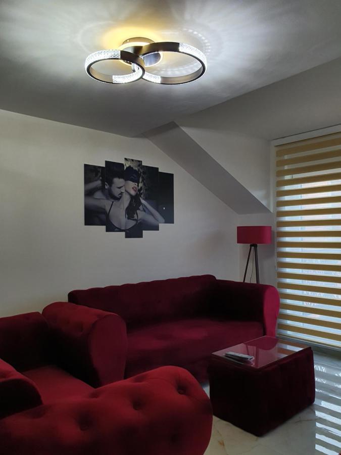 Apartmani Parice โนวีปาซาร์ ภายนอก รูปภาพ