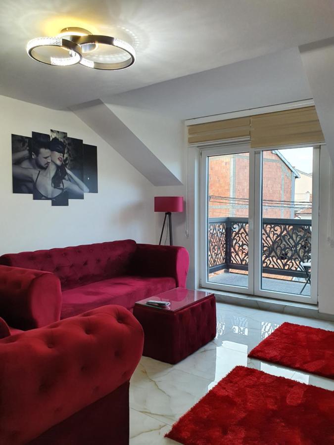 Apartmani Parice โนวีปาซาร์ ภายนอก รูปภาพ