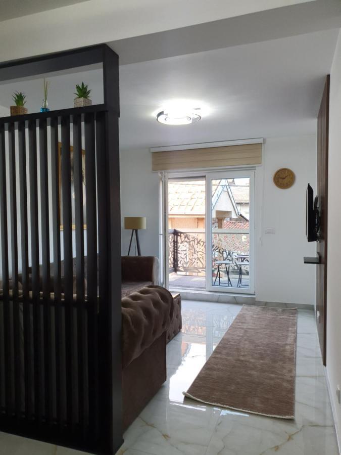Apartmani Parice โนวีปาซาร์ ภายนอก รูปภาพ