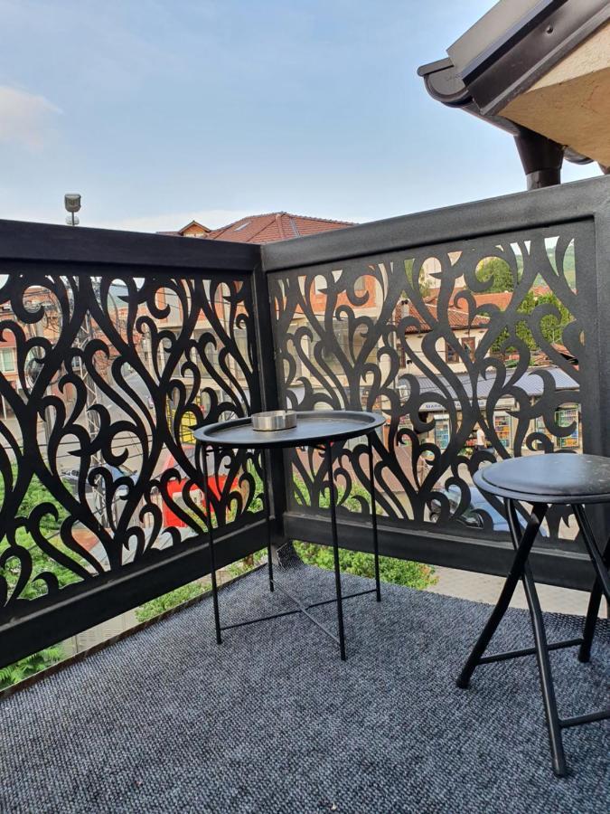 Apartmani Parice โนวีปาซาร์ ภายนอก รูปภาพ