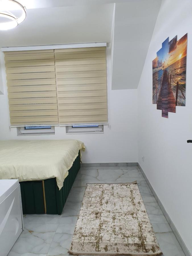 Apartmani Parice โนวีปาซาร์ ภายนอก รูปภาพ