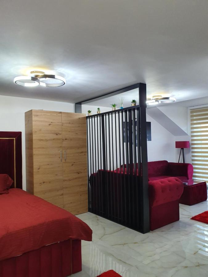 Apartmani Parice โนวีปาซาร์ ภายนอก รูปภาพ